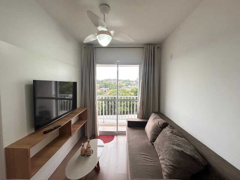 APARTAMENTO SEMI MOBILIADO